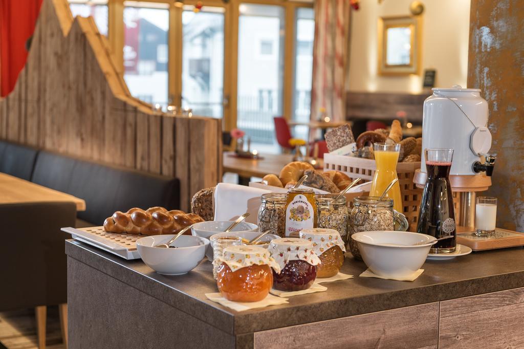 Alpenparks Hotel & Apartment Central Zell Am See Zell am See Exterior foto