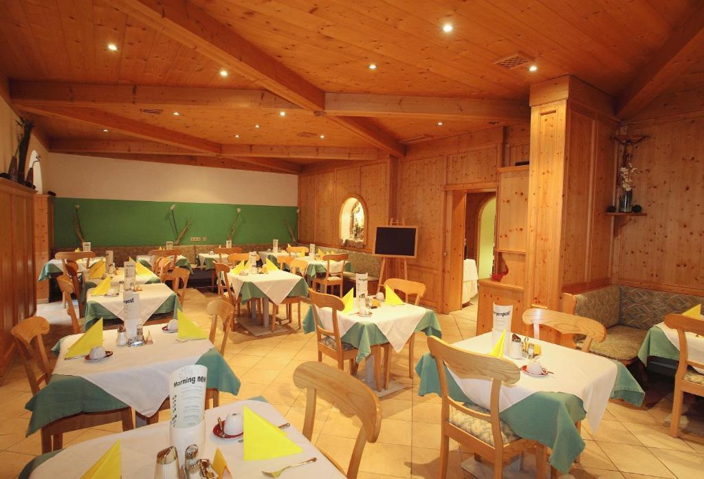 Alpenparks Hotel & Apartment Central Zell Am See Zell am See Exterior foto