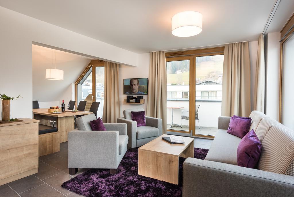 Alpenparks Hotel & Apartment Central Zell Am See Zell am See Quarto foto