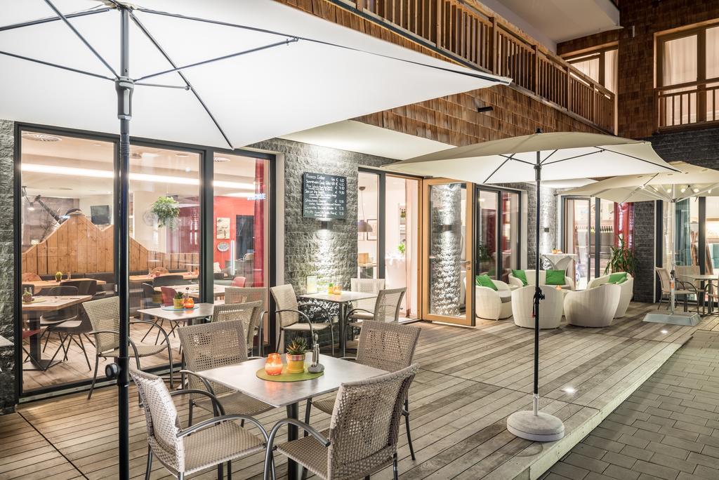 Alpenparks Hotel & Apartment Central Zell Am See Zell am See Exterior foto